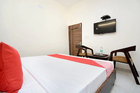Hotel Ozas Grand by OYO Rooms
