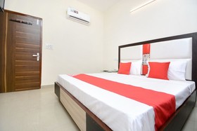 Hotel Ozas Grand by OYO Rooms