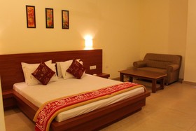 Hotel Garden Court
