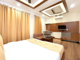 Hotel 24x7 Inn