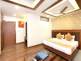 Hotel 24x7 Inn