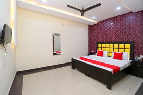 Hotel Bubbles By OYO Rooms