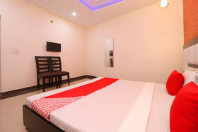 Hotel Bubbles By OYO Rooms