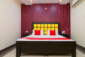 Hotel Bubbles By OYO Rooms