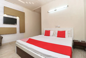 Hotel Gulshan by OYO Rooms