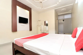Hotel Gulshan by OYO Rooms