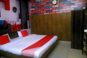 Hotel Max By OYO Rooms