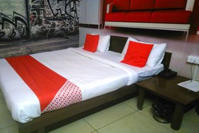Hotel Max By OYO Rooms