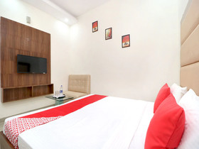 Hotel Fb By OYO Rooms
