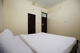 Sukh Motel by OYO Rooms