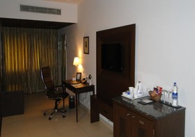 City Heart Sarovar Portico