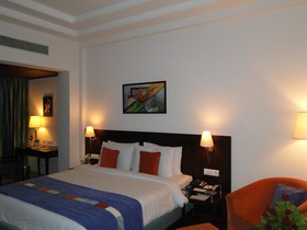 City Heart Sarovar Portico
