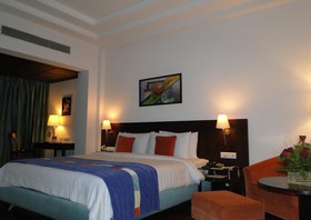 City Heart Sarovar Portico
