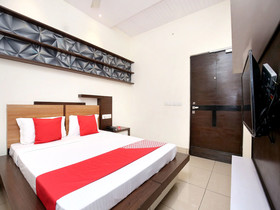 Hotel Grand M Lajjo By OYO Rooms