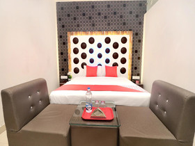 Hotel J Cruise by OYO Rooms