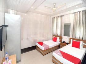 Hotel Mohan by OYO Rooms