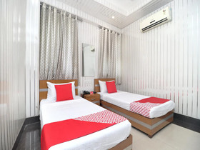 Hotel Mohan by OYO Rooms