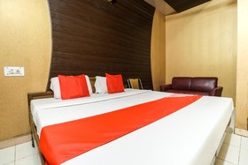 Hotel Mukat by OYO Rooms