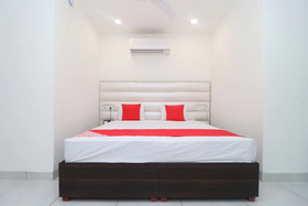 Hotel P Grand By OYO Rooms
