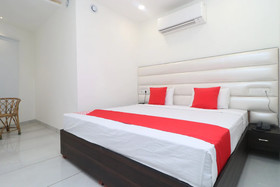 Hotel P Grand By OYO Rooms