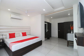 Hotel P Grand By OYO Rooms