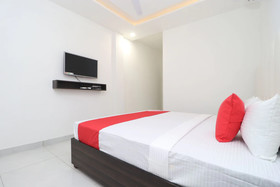 Hotel P Grand By OYO Rooms