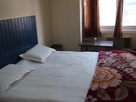 Hotel Rising Sun
