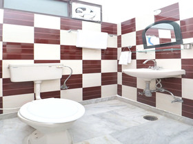 Hotel S K