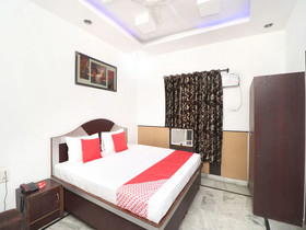 Hotel S K