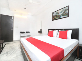 Hotel S K