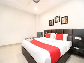 Nanda Civil Lines by FabHotel