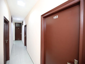 Oyo 13037 Hotel Ambassador