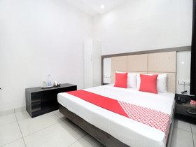 OYO 15005 Hotel K-Homes