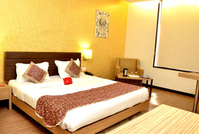 OYO 723 Hotel Ivory Retreat