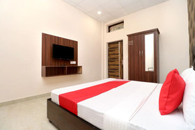 Sheela Stays By OYO Rooms