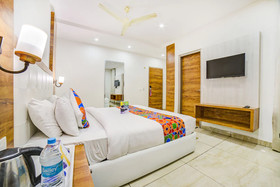 Hotel Destination by FabHotel