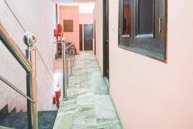 Hotel Kulwants by OYO Rooms