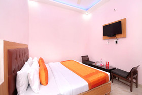 Hotel Sharnam