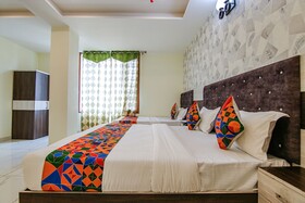 Meridian Inn By FabHotel