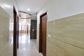 Meridian Inn By FabHotel