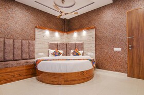 Meridian Inn By FabHotel