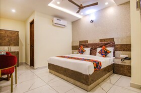 Meridian Inn By FabHotel