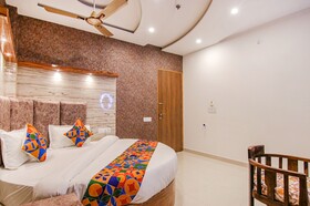 Meridian Inn By FabHotel