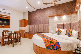 Meridian Inn By FabHotel
