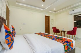 Meridian Inn By FabHotel