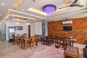 Meridian Inn By FabHotel