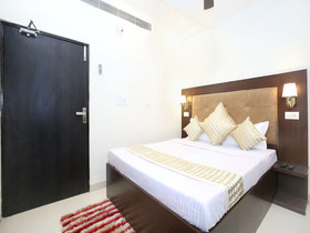Hotel The Black Gold By OYO Rooms