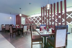 The Grace by OYO Rooms