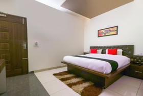 The Grace by OYO Rooms
