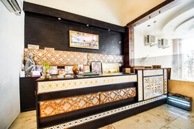 Uttam Residency by OYO Rooms